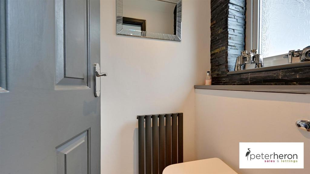 Cloakroom/WC