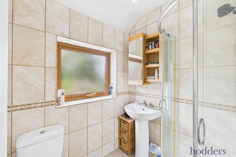 17 Cornwall Avenue, Byfleet, West Byfleet, KT14 7EX