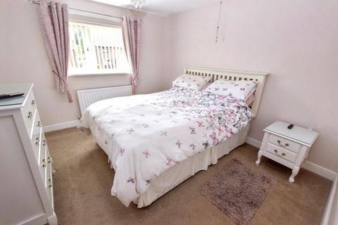 23 Cockshott Drive, Leeds, LS12 2RL