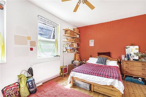 11c High Hill Ferry, London, E5 9HG