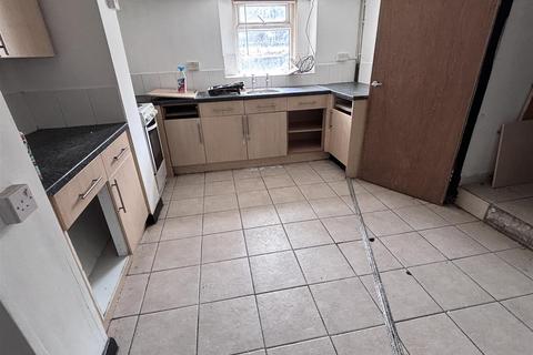 3 bedroom townhouse for sale, Fagley Road, Bradford