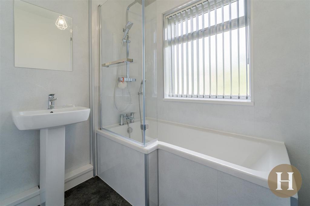 Hadleigh Estate Agents-47.jpg