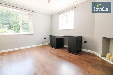3 bedroom semi-detached house for sale, East Row, South Somercotes LN11