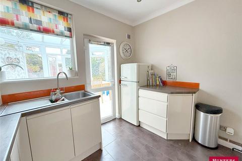 22 Potters Lane, Barnet, EN5 5BH