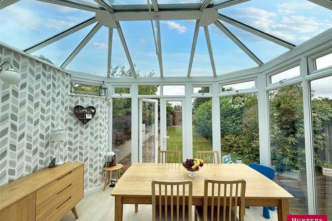 22 Potters Lane, Barnet, EN5 5BH