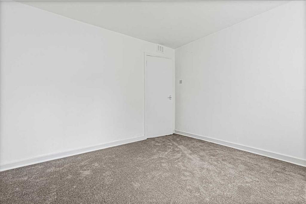 Bedroom Two (2)