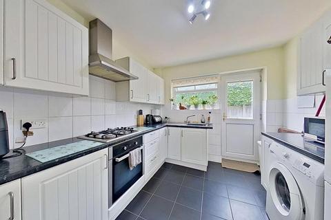 2 bedroom detached bungalow for sale, Rose Gardens, Herne Bay, CT6 6NJ