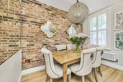 256 Wandsworth Bridge Road, London, SW6 2UD