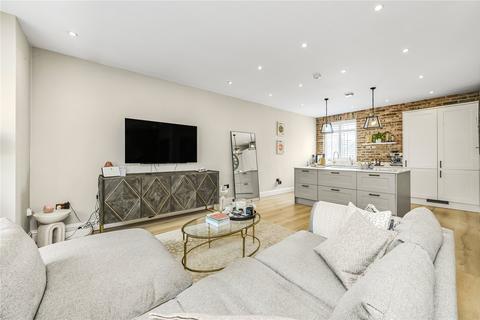 256 Wandsworth Bridge Road, London, SW6 2UD