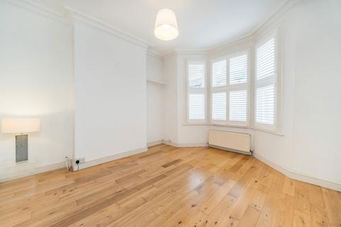 2 bedroom flat for sale, Clovelly Road, London W4