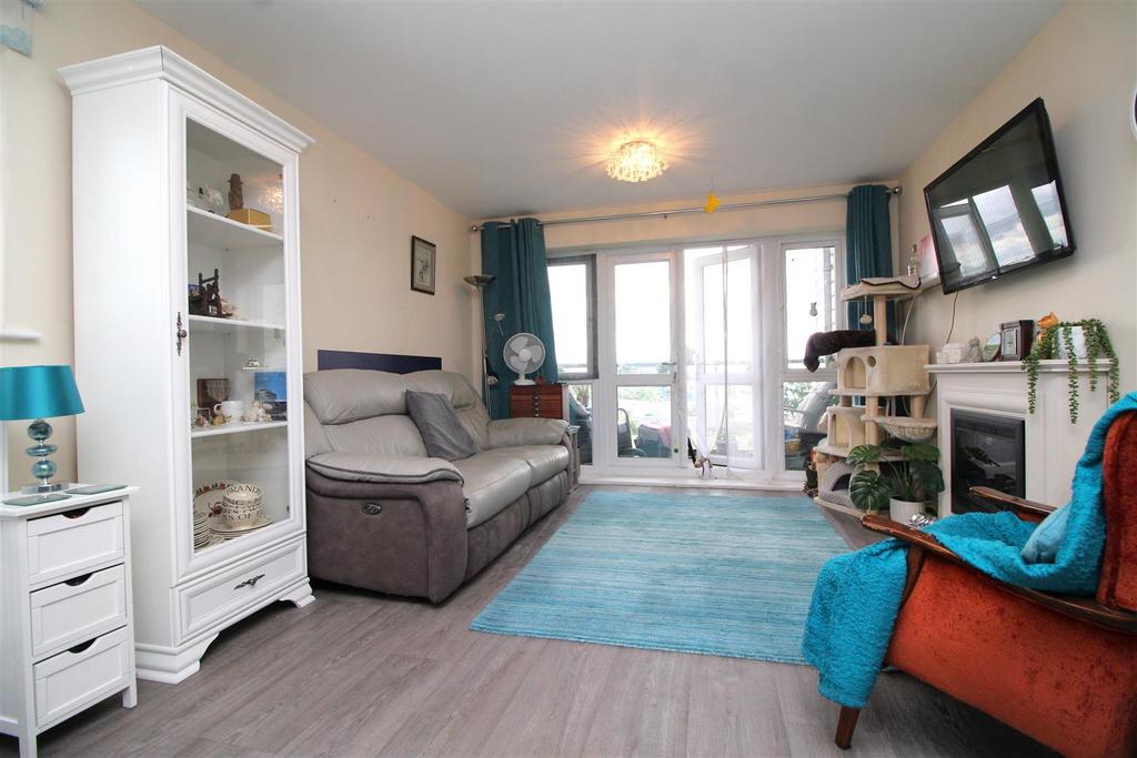 Living room 1 .JPG