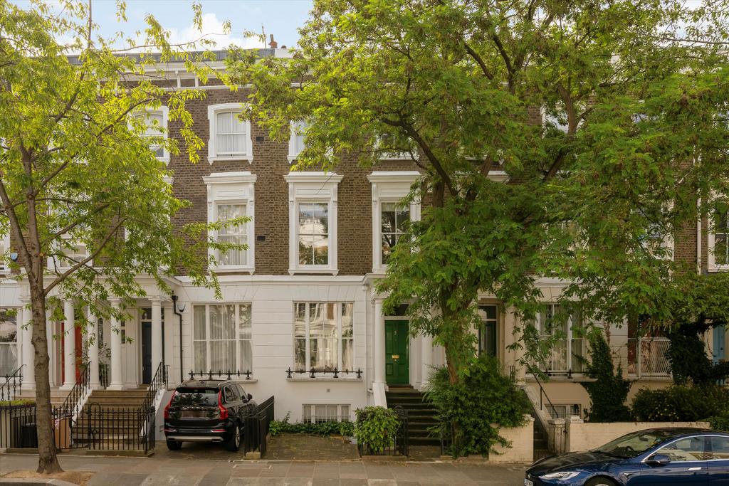 Blenheim Crescent London W11 4 Bed Townhouse For Sale 6 850 000 blenheim-crescent-london-w11-4-bed-townhouse-for-sale-6-850-000