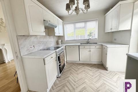 5 bedroom detached house for sale, Corral Close, Chatham, Kent, ME5