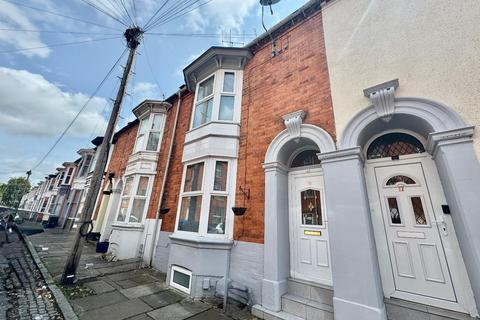 19 Beaconsfield Terrace, Northampton, NN1 3ES