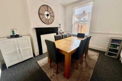19 Beaconsfield Terrace, Northampton, NN1 3ES