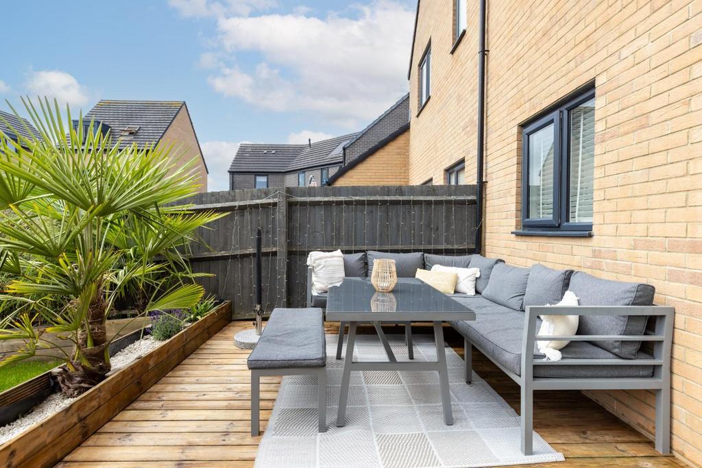 4 Maple Street, BS14-22.jpg