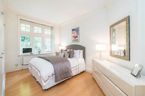 4 bedroom flat to rent, Knightsbridge, London SW1X