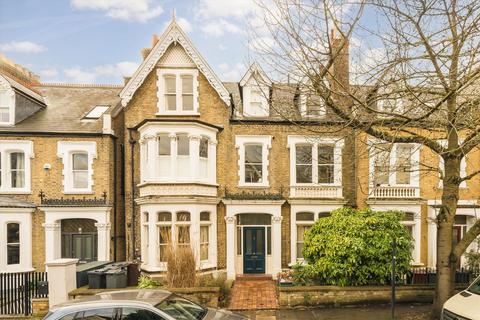 1 bedroom flat for sale, Walpole Gardens, London W4
