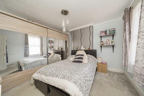 undefined, Hanworth Road, Feltham TW13