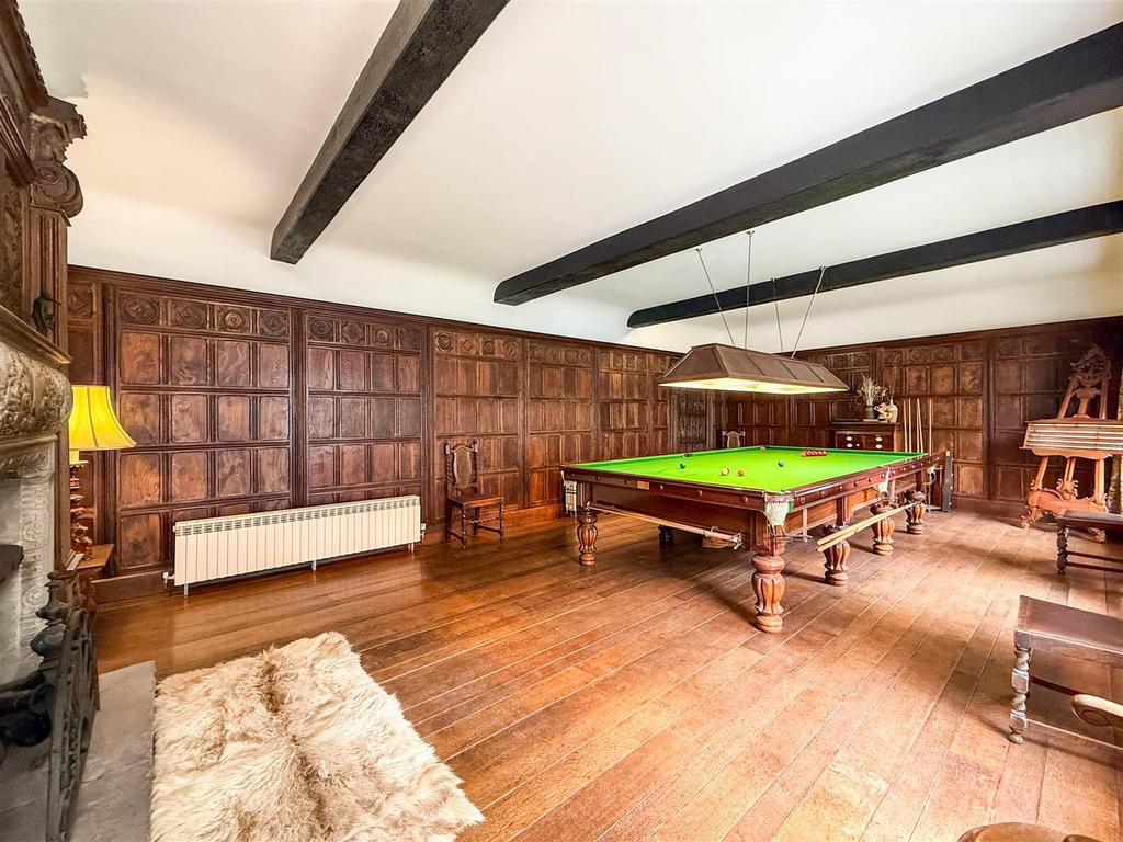 Snooker Room