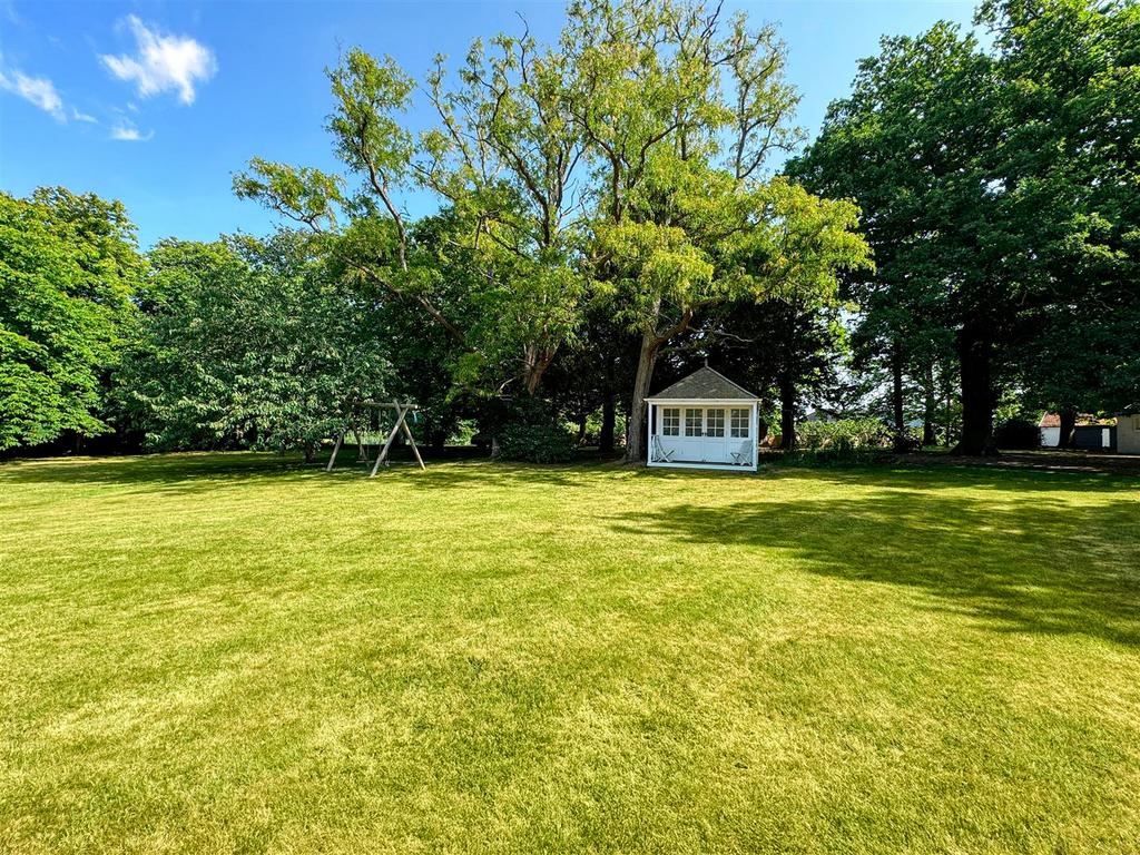 Summer House and Garden