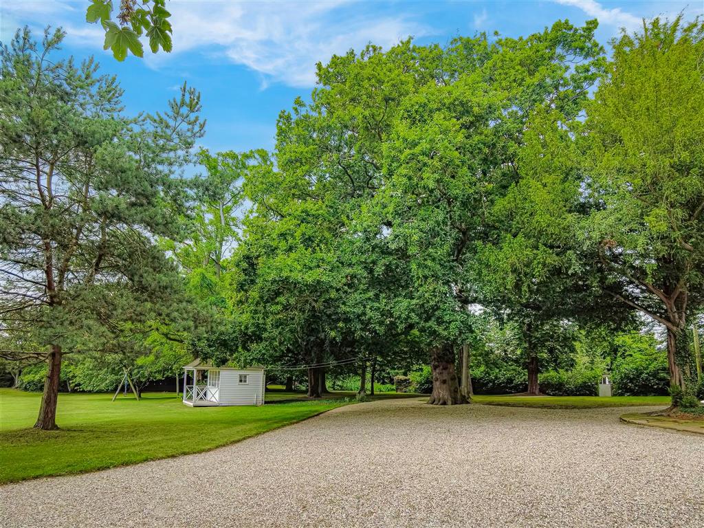 Summer House and Garden