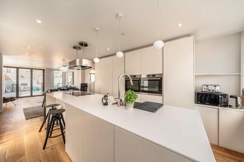 undefined, North Street, London SW4