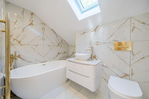 4 bedroom semi-detached house for sale, North Hill Close, Winchester SO22