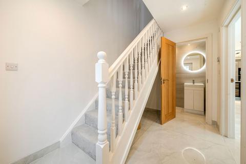 4 bedroom semi-detached house for sale, North Hill Close, Winchester SO22