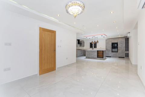 4 bedroom semi-detached house for sale, North Hill Close, Winchester SO22