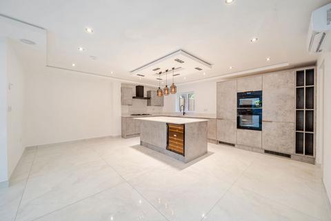 4 bedroom semi-detached house for sale, North Hill Close, Winchester SO22