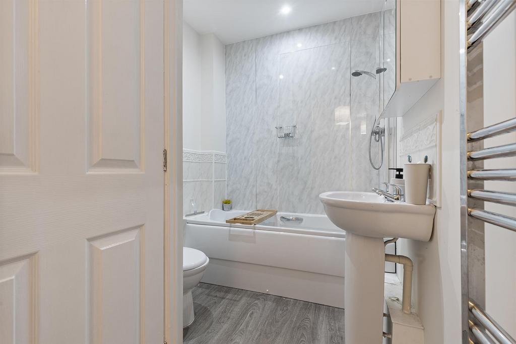 39 st Francis Close, Sheffield 10 297.png