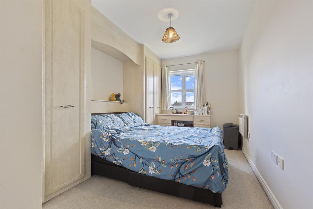 39 st Francis Close, Sheffield 12 297.png