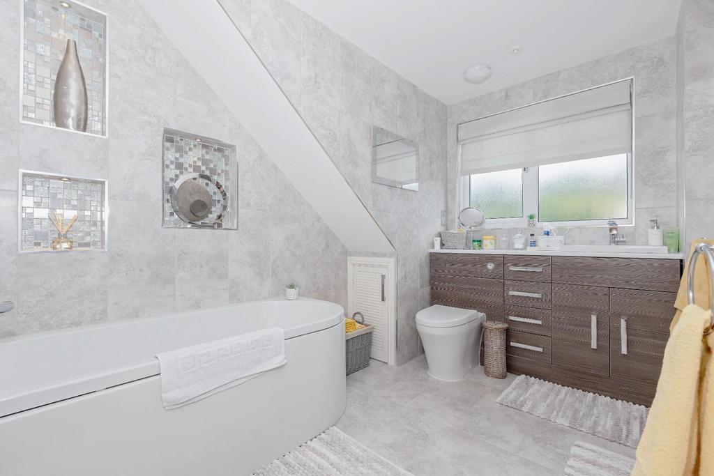 Eley Drive 7.jpg