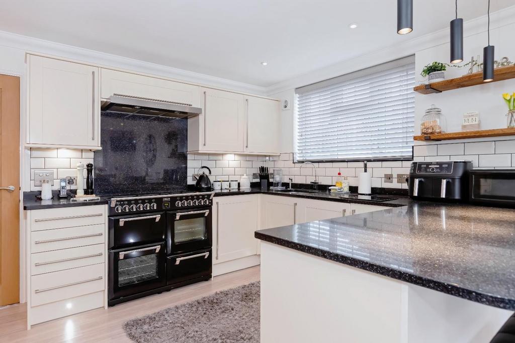 Eley Drive 13.jpg