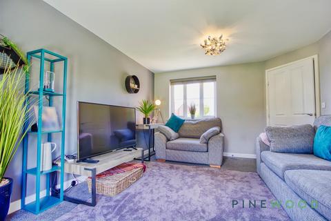 10 Cornstone Avenue, Tibshelf, Alfreton, DE55 5QZ