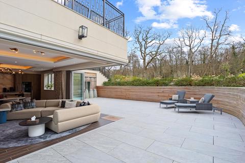 4 bedroom townhouse to rent, Wentworth Hall, Wentworth Drive, Virginia Water, GU25