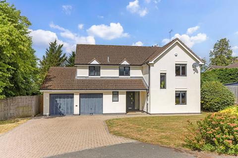 1 The Spinney, Cheltenham, GL52 3JX