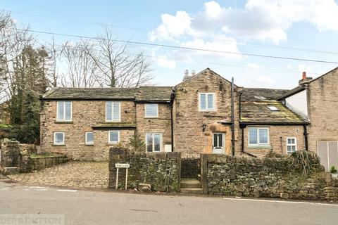 4 bedroom semi-detached house for sale, Town Lane, Charlesworth, Glossop, Derbyshire, SK13