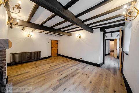 4 bedroom semi-detached house for sale, Town Lane, Charlesworth, Glossop, Derbyshire, SK13