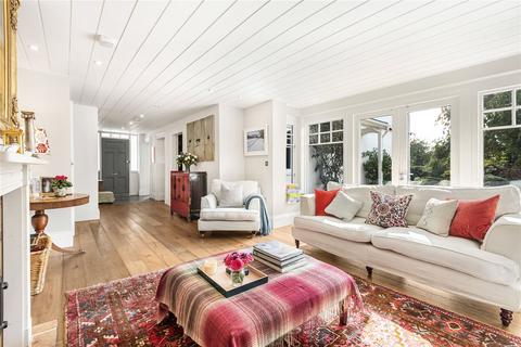 undefined, Priest Hill, Nettlebed, Henley-on-Thames, Oxfordshire, RG9