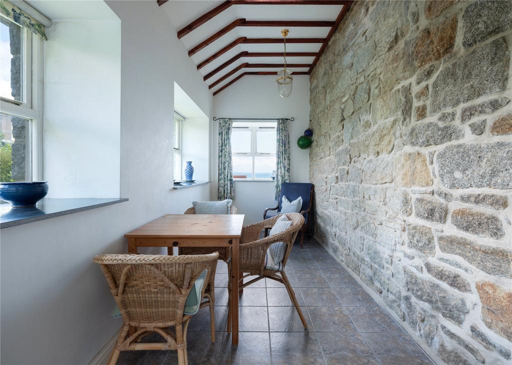 Breakfast Room