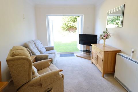 1 bedroom retirement property for sale, Hockley Road, Rayleigh, SS6