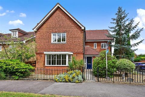 5 Barley View, North Waltham, Basingstoke, RG25 2ST
