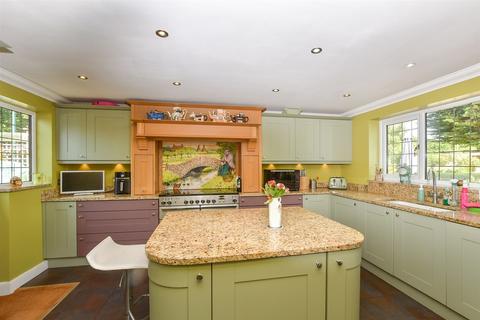 3 bedroom detached house for sale, Smarden Bell Road, Pluckley, Ashford, Kent