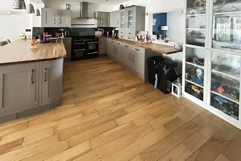 3 bedroom end of terrace house for sale, Henley Road, Walsgrave On Sowe, Coventry, West Midlands, CV2