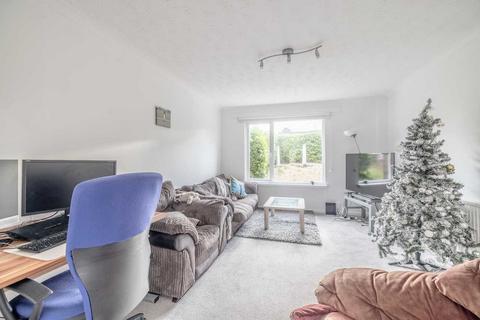 13 Burton Way, Windsor, SL4 4NJ