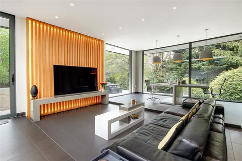 5 bedroom detached house to rent, Huntsman Lane, Wrotham Heath, Sevenoaks, Kent, TN15