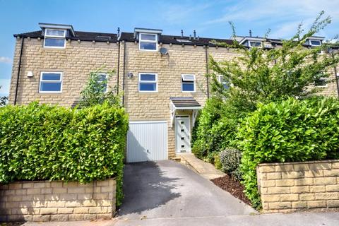 4 bedroom terraced house for sale, Chancery Court, Ossett, West Yorkshire