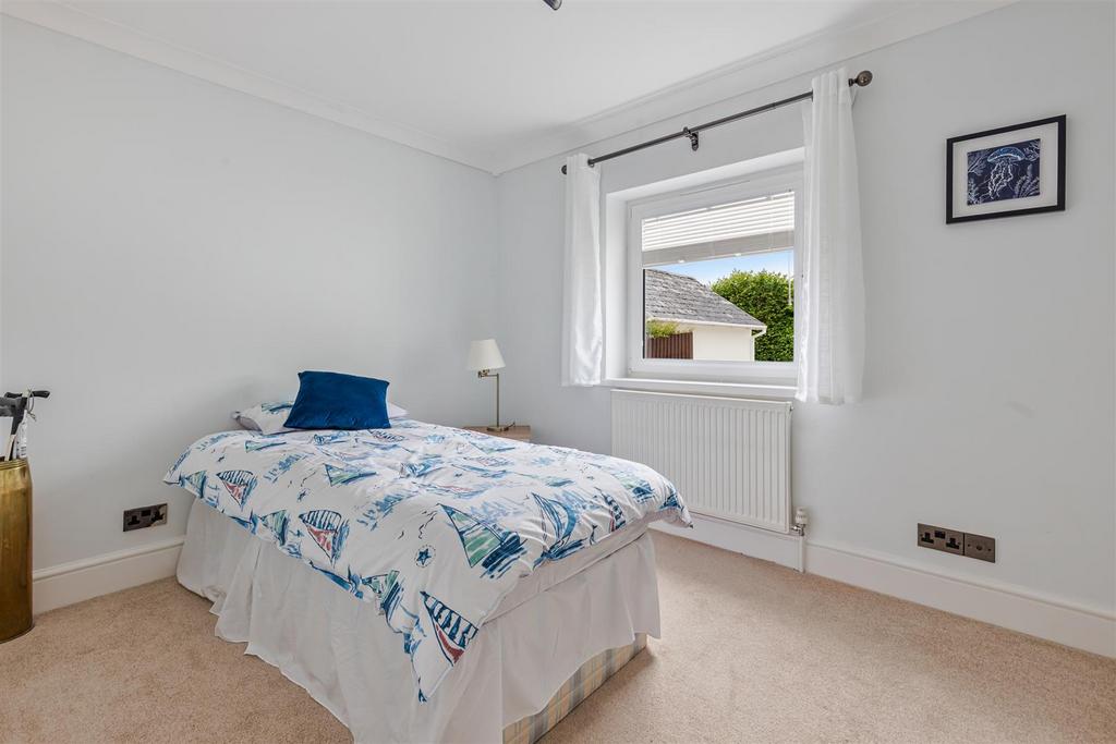 A20 - Pine Lodge Copythorne Road Brixham - 250609.